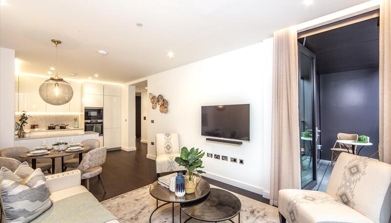 2 bed property in 4 Thornes House, 6-8 Charles Clowes Walk, London